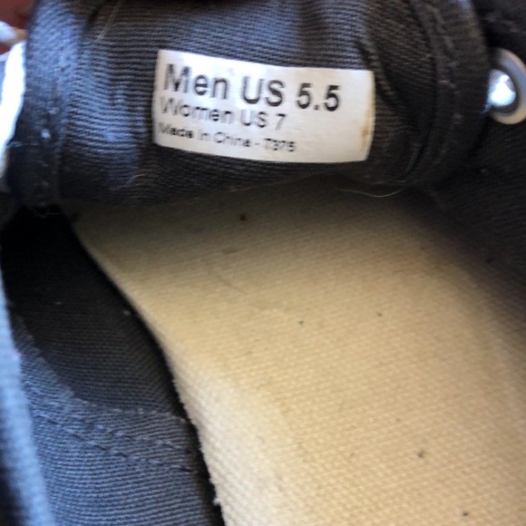 Women’s Vans grey sneakers size 7 - Picture 6 of 6